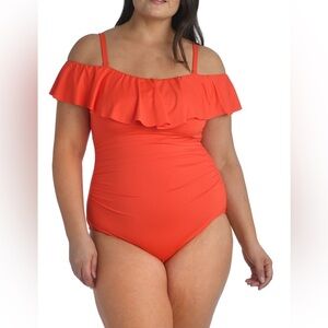 NEW La Blanca Island Goddess OffShoulder Ruffle One Piece Swimsuit Size 16W
